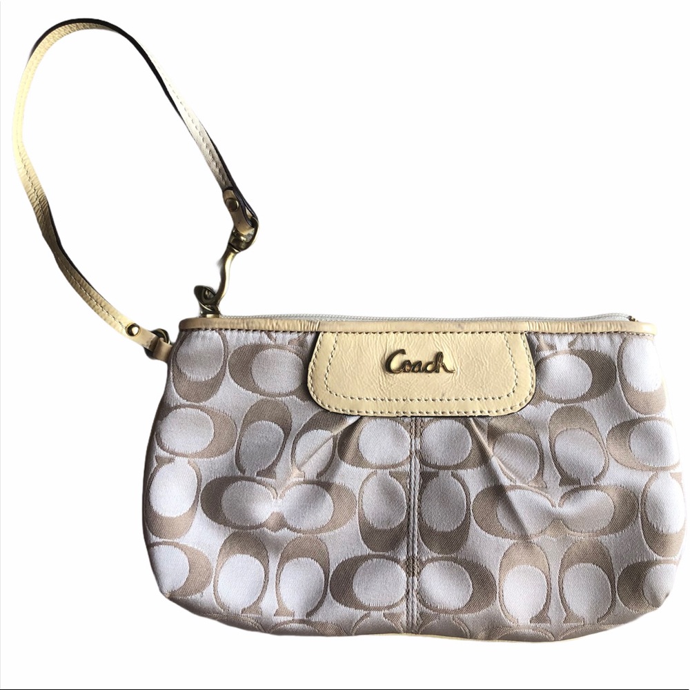 Coach Medium Wristlet